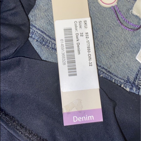 Kimi + Kai Maternity Straight Leg Denim Jeans - Picture 3 of 9